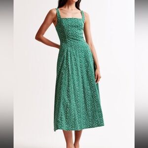 Abercrombie Fit and Flare Stretch Midi Green Floral Women's Dress